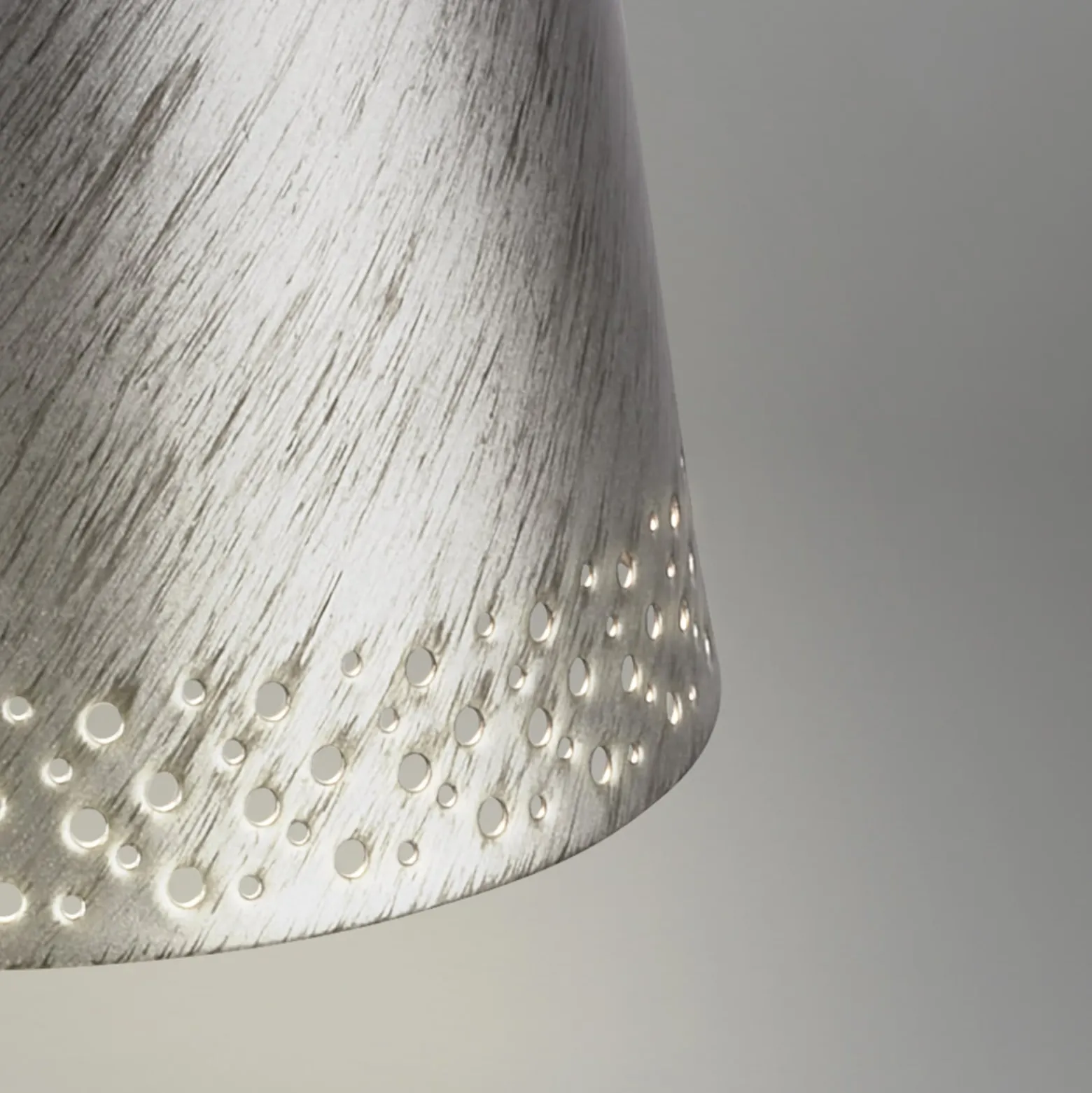 LED-Akku-Tischleuchte Kiki, antik silber, IP44, 3.000K