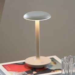 LED-Akku-Tischleuchte Petit, greige, Aluminium, IP44
