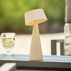LED-Akku-Tischleuchte Solino, beige, Solar/USB, 26 cm, IP44