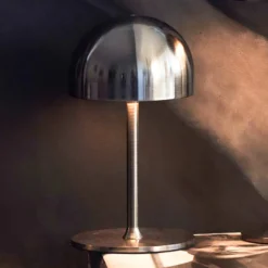 LED-Akku-Tischleuchte Tim, nickelfarben, Höhe 22 cm, IP54