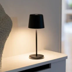 LED-Akku-Tischleuchte Vence, Höhe 22 cm, schwarz, IP54, USB