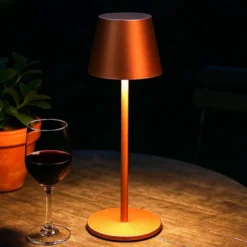 LED-Akku-Tischleuchte Viletto, rostfarben, Höhe 36 cm, IP54