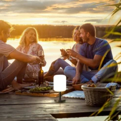 LED-Akkutischleuchte Volterra Pro, IP54, RGBW, Fernbedienung