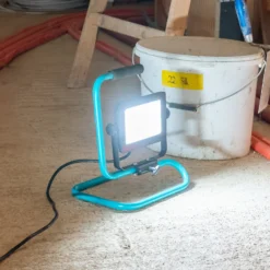 LED-Außenstrahler Avelar, schwarz/türkis Breite 32 cm Metall