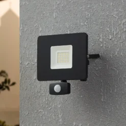 LED-Außenstrahler Faedo 3 mit Sensor, schwarz, 30W