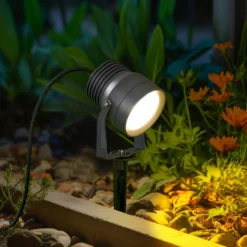 LED-Außenstrahler Irina, Erdspieß, Stecker, grau, Metall