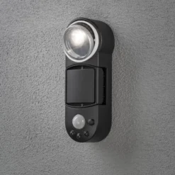 LED-Außenstrahler Prato Batteriebetrieb 10cm breit