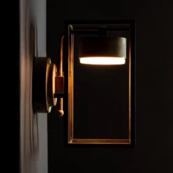 LED-Außenwandlampe Cubic 3372 messing antik/opal