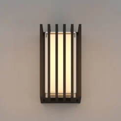 LED-Außenwandlampe Genovese, schwarz, Höhe 24 cm, Sensor