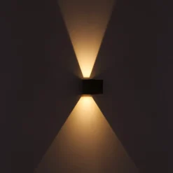 LED-Außenwandlampe Veronika, holzfarben, up/down, IP54