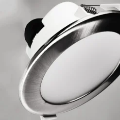 LED-Deckeneinbauleuchte Acrux, Ø 15 cm, silber matt, CCT