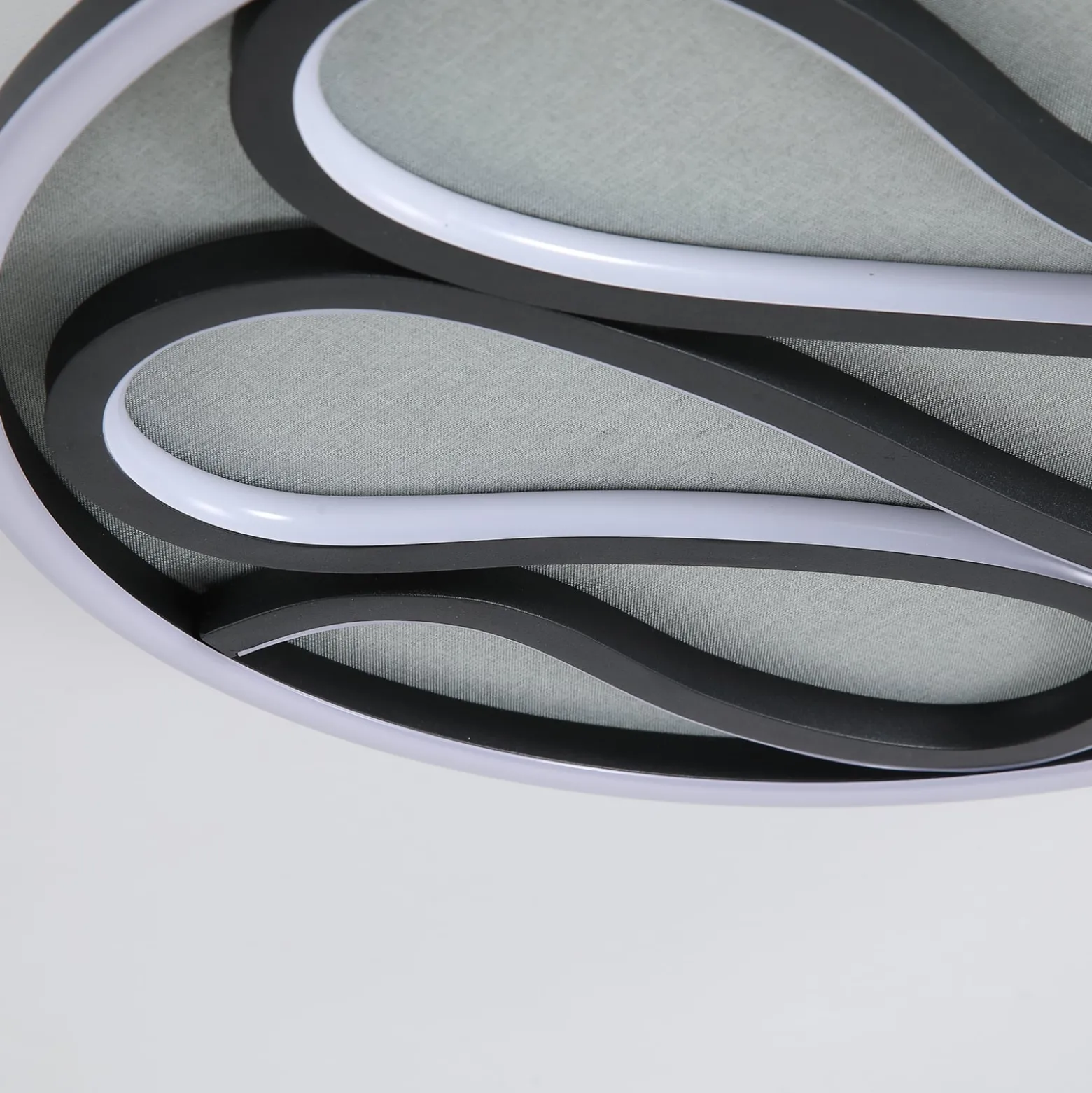 LED-Deckenlampe Zendisc, Motiv Tropfen, Ø 39 cm, schwarz