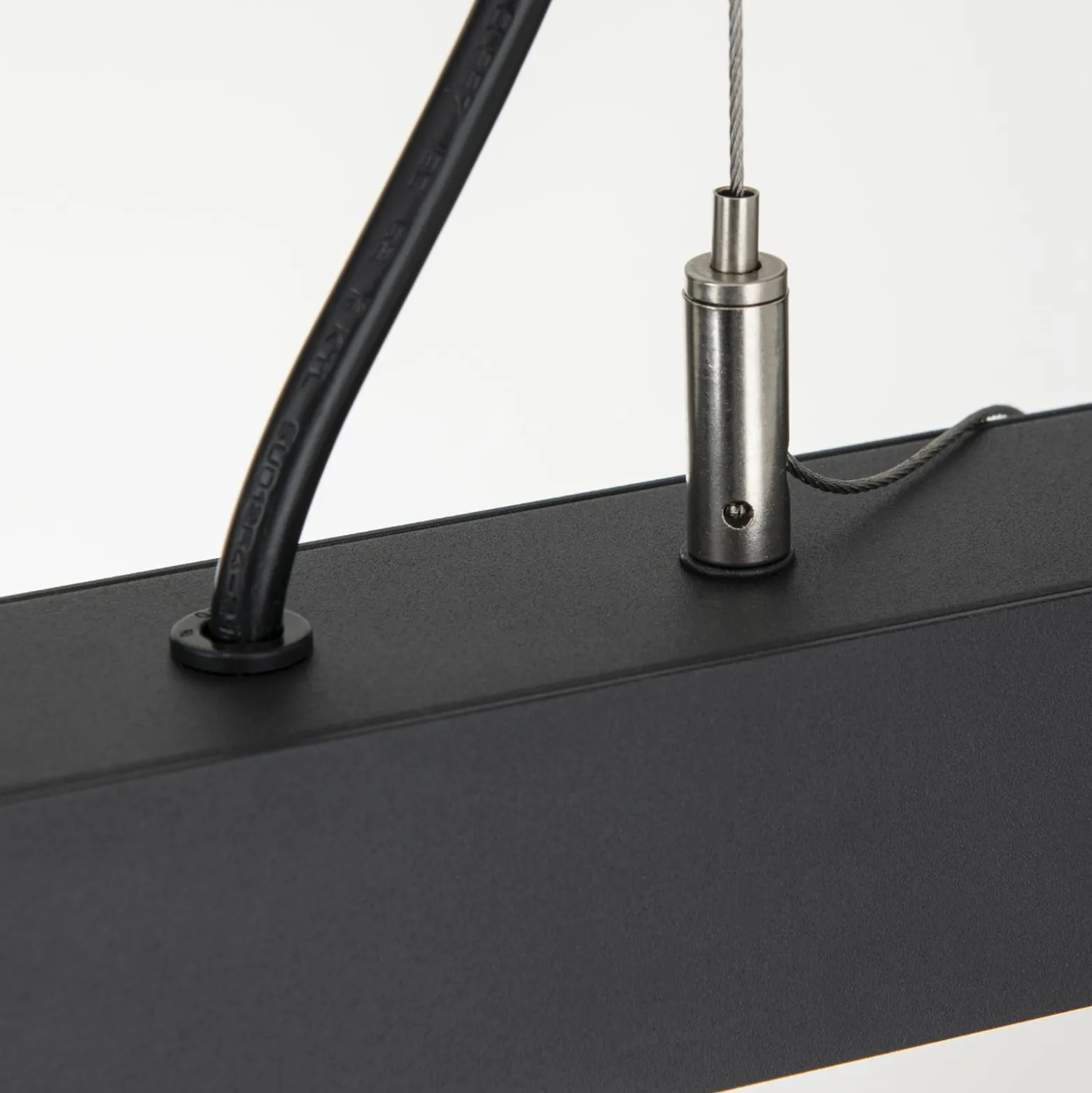 LED-Deckenleuchte Bounce, schwarz, Länge 113 cm, CCT, Alu