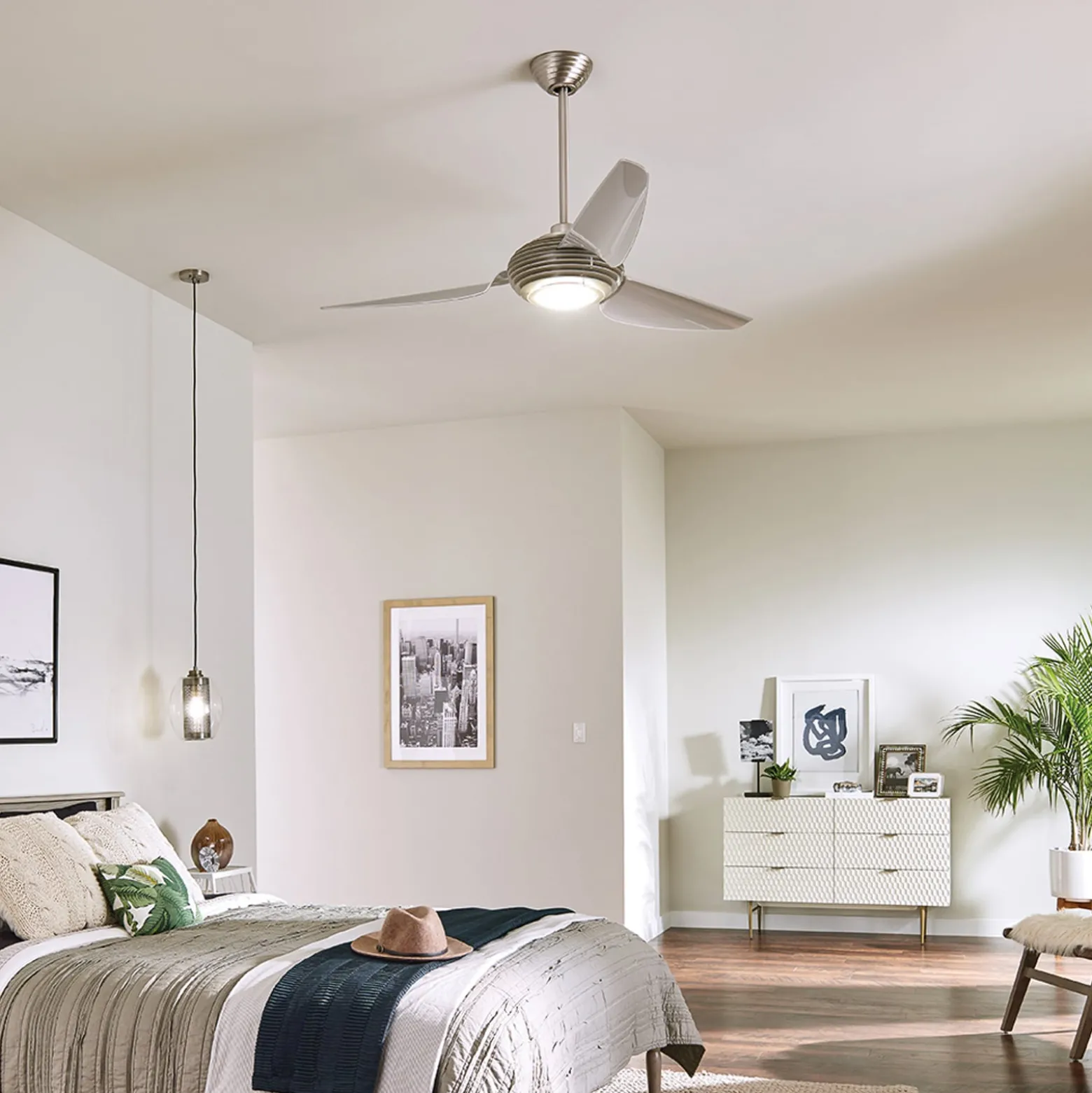 LED-Deckenventilator Voya creme