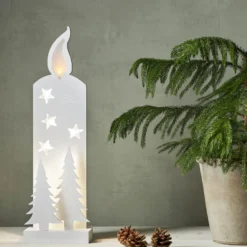 LED-Dekoleuchte Grandy, Kerze und Tannen, 50 cm