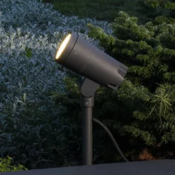 LED-Erdspießstrahler Andria 230 V, 9 W
