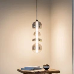 LED-Hängeleuchte Daphne, Glas grau-transparent, Höhe 62 cm