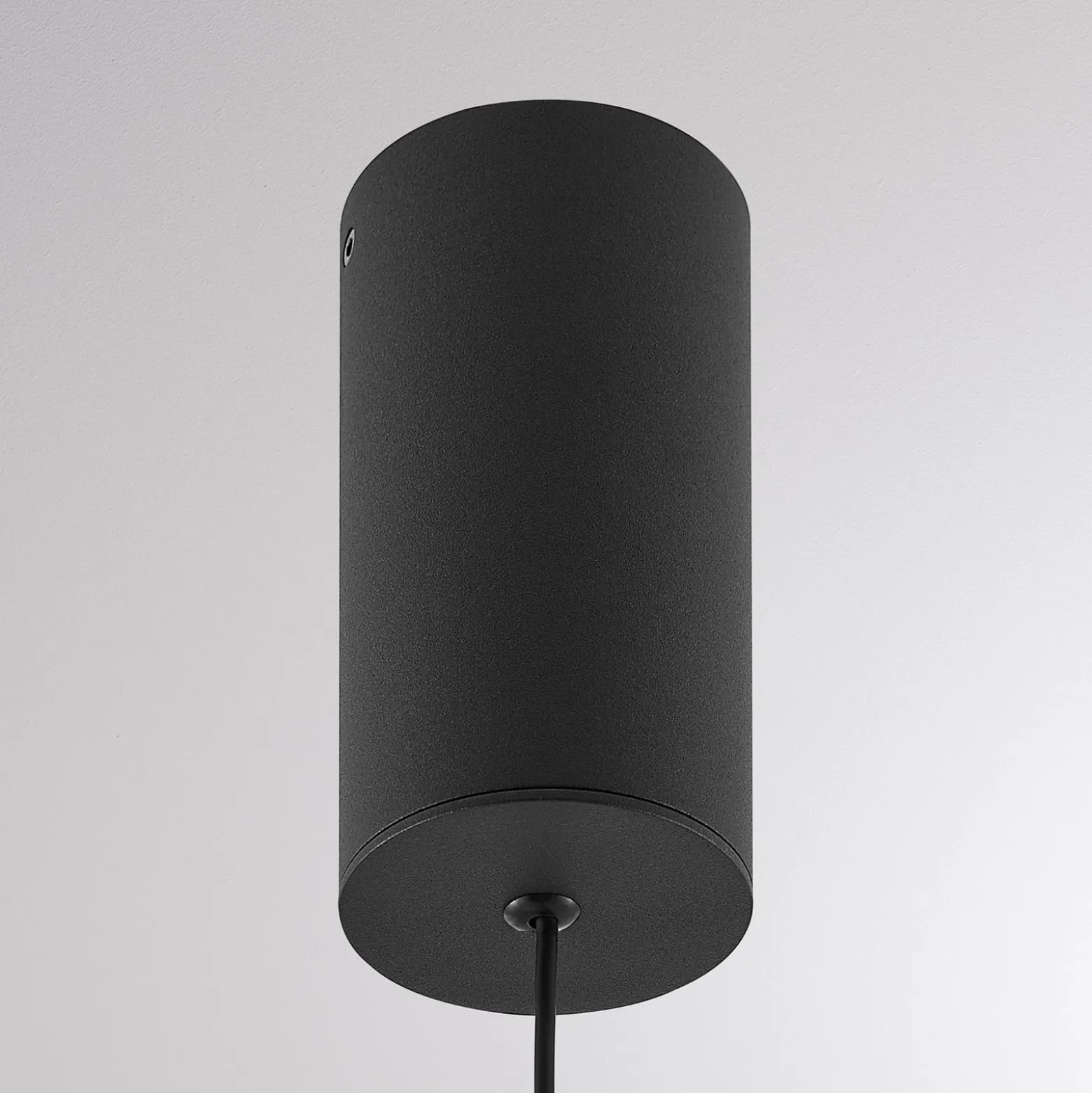 LED-Hängeleuchte LORA III, schwarz, Ø 36 cm, dimmbar 40° CCT