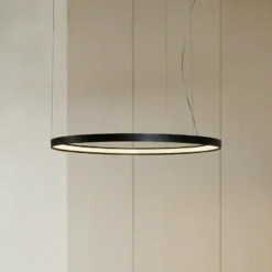LED-Hängeleuchte Rio 110 waagerecht 3.000K schwarz