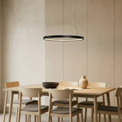 LED-Hängeleuchte Rio 78 waagerecht 3.000K schwarz