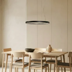 LED-Hängeleuchte Rio 78 waagerecht 3.000K schwarz