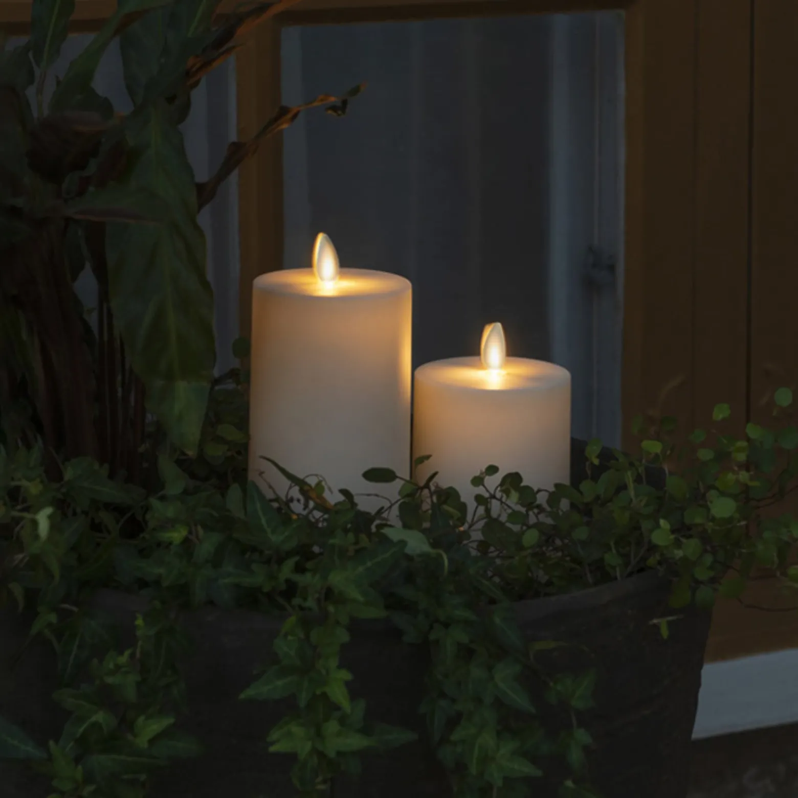 LED-Kerze IP44 cremeweiß glatt Höhe 18cm