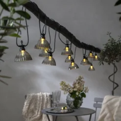 LED-Lichterkette Circus Shade mit 12 Schirmen grau
