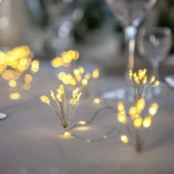 LED-Lichterkette Dew Drop Flower, silber, 140 cm, Batterie