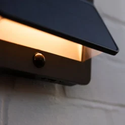 LED-Solar-Außenwandlampe ALETA, dunkelgrau 18 cm Sensor IP54