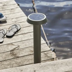 LED-Solar-Erdspießleuchte Casa, grün, Höhe 45 cm
