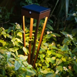LED-Solarfackel Tinka, 52 cm hoch, corten