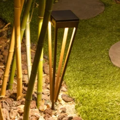 LED-Solarfackel Tinka, 52 cm hoch, corten