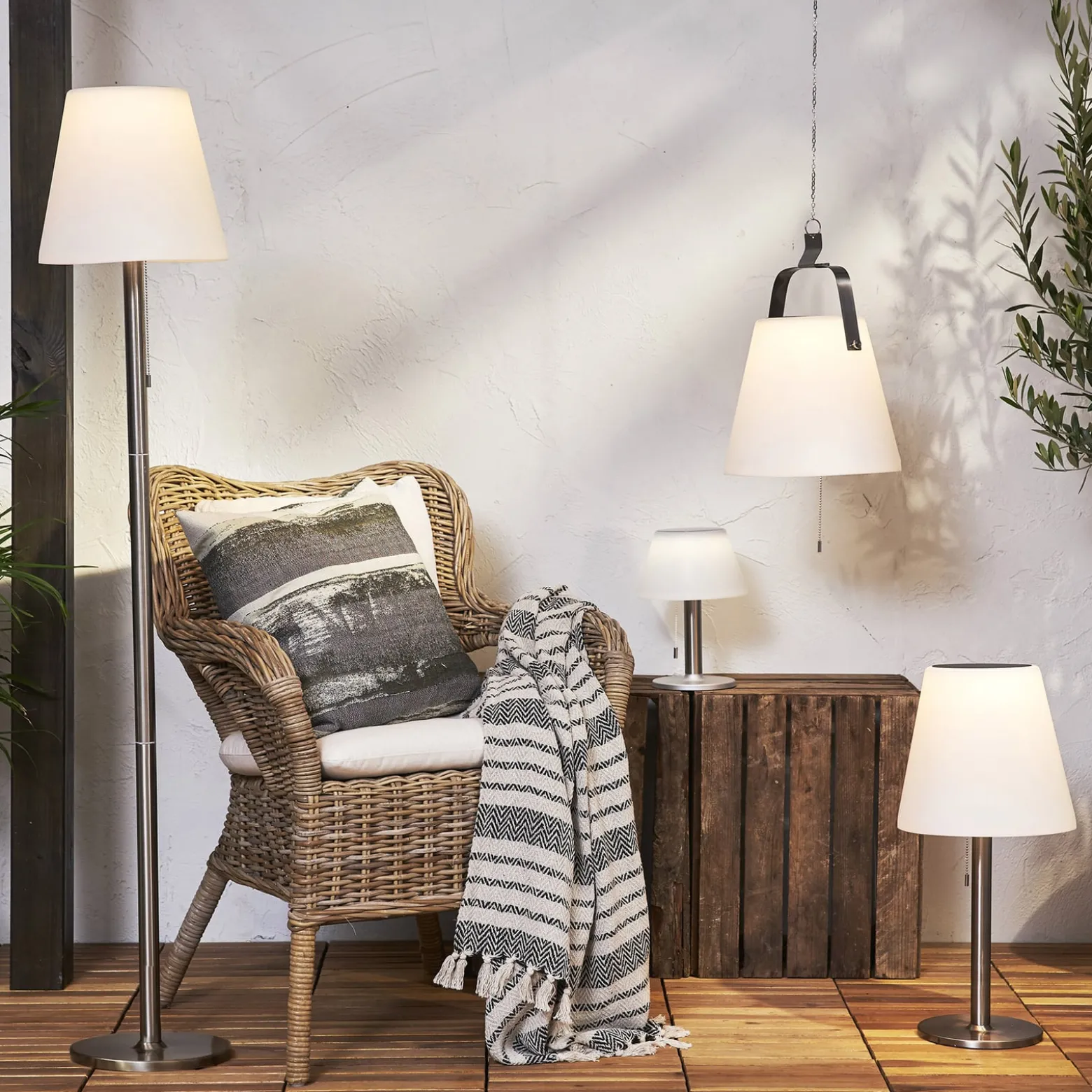 LED-Solarhängeleuchte Solia, Ø 28 cm