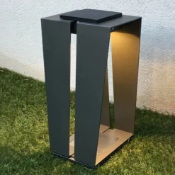 LED-Solarlaterne Skaal aus Aluminium, 40 cm, grau