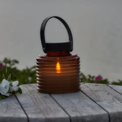 LED-Solarleuchte Aston Jar, Höhe 16 cm, amber/braun, IP44