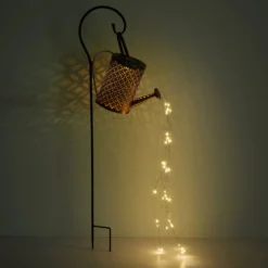 LED-Solarleuchte 336523, gold, Gießkanne, Erdspieß, Metall