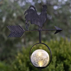 LED-Solarleuchte Windy, zeigt die Windrichtung
