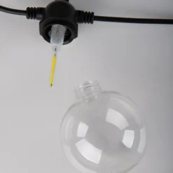 LED-Solar-Lichterkette CADENA, 2.500 K, schwarz 10-flg. 5 m