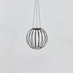 LED-Solar-Pendelleuchte Kivo, Ø 37 cm, schwarz, IP44, dim.