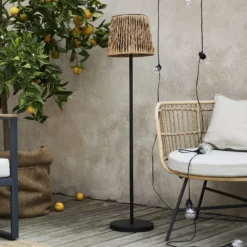 LED-Solar-Stehlampe Cesta 127cm braun/schwarz Plastik/Metall