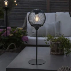 LED-Solartischlampe Sunlight mit Netzgeflecht