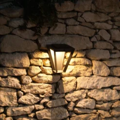 LED-Solarwandleuchte Metro mit Sensor, grau