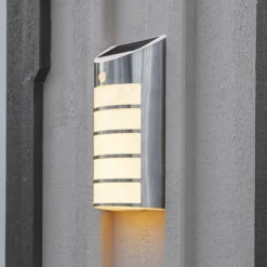 LED-Solarwandleuchte Wally mit Bewegungssensor