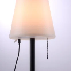 LED-Tischlampe Keno, Erdspieß, Zugschalter, Akku