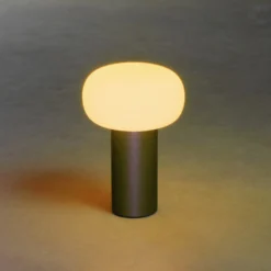 LED-Tischleuchte Antibes IP54, Akku, RGBW, schwarz