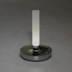 LED-Tischleuchte Biarritz IP54, Akku, CCT, silber