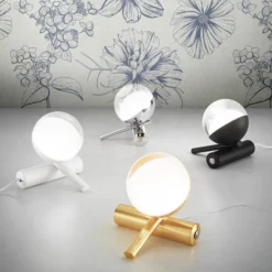 LED-Tischleuchte Rossini, chrom, Aluminium, PMMA, Dimmer