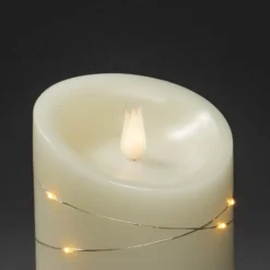 LED-Wachskerze creme Lichtfarbe Bernstein Höhe14cm