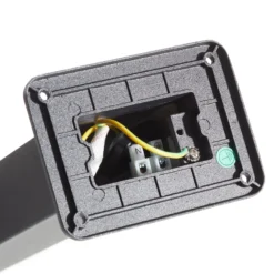 LED-Wegelampe Fiumicino in gebogener Form