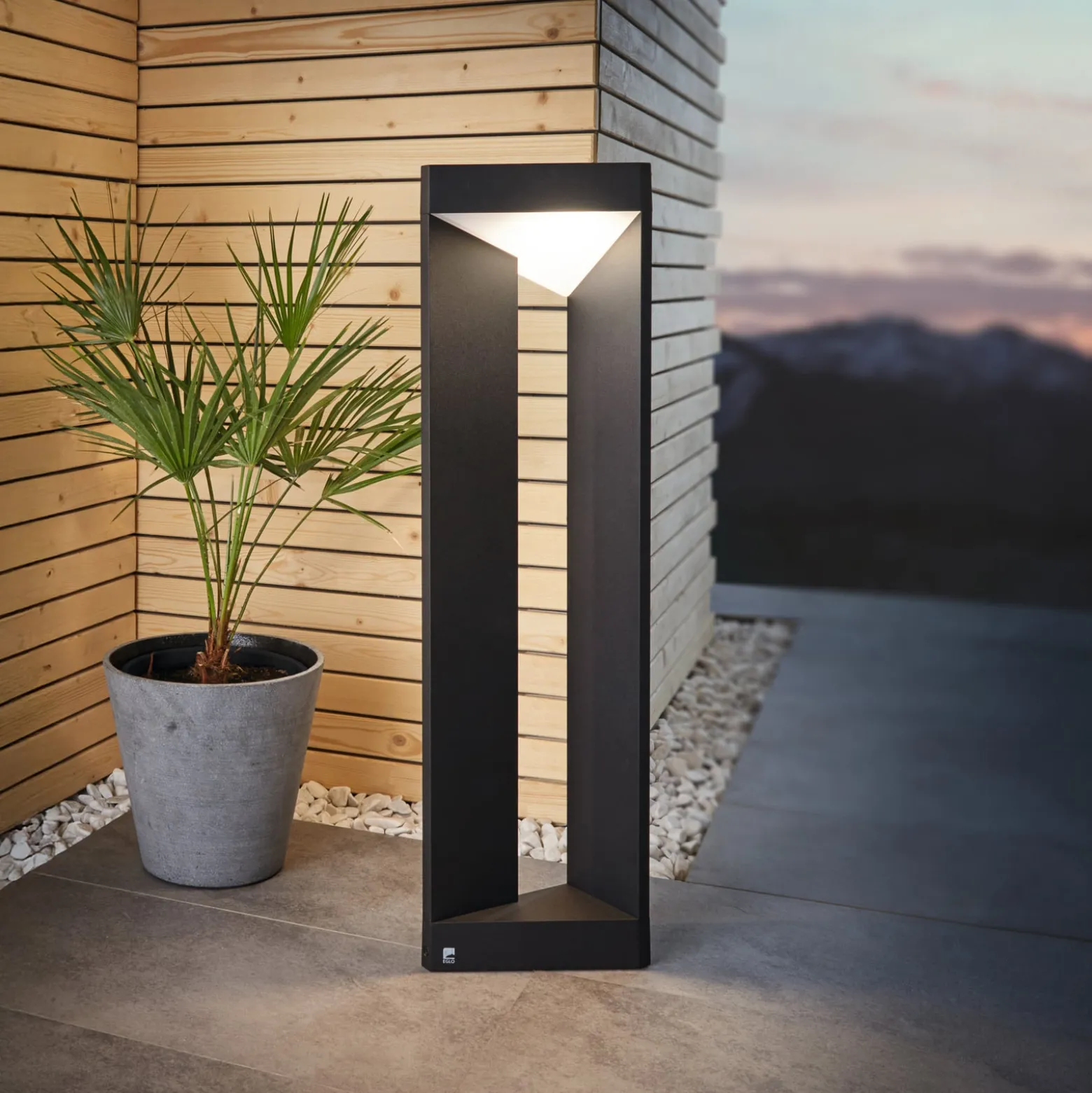 LED-Wegeleuchte Nembro IP54 aus Aludruckguss